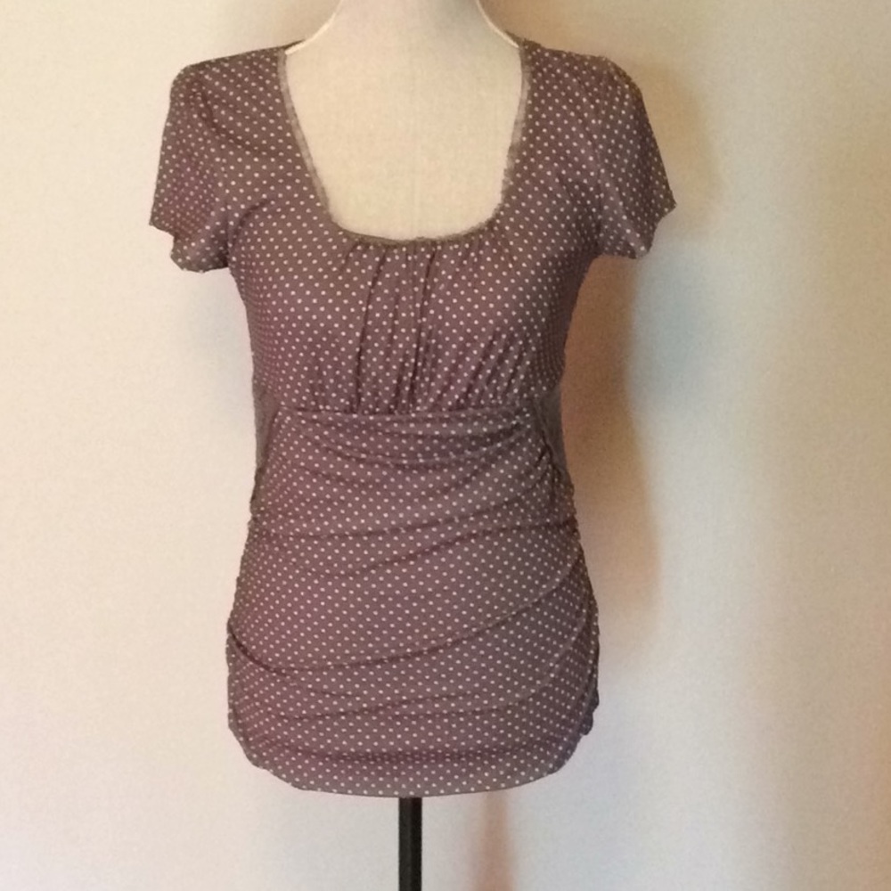 Maurice’s brown polka dot shirt